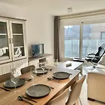 아파트 Roulis 0602 드판
